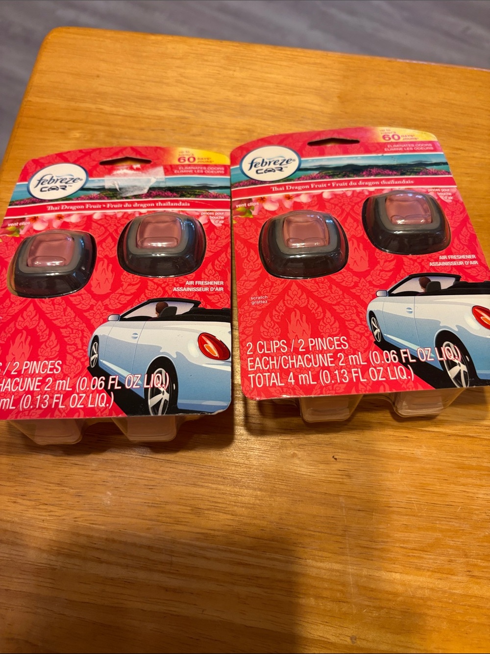Febreze Car Vent Clips - Pink and Black Duo Pack two sets